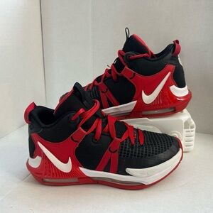 Nike Lebrons Kids Black and Red Sneakers size 5Y